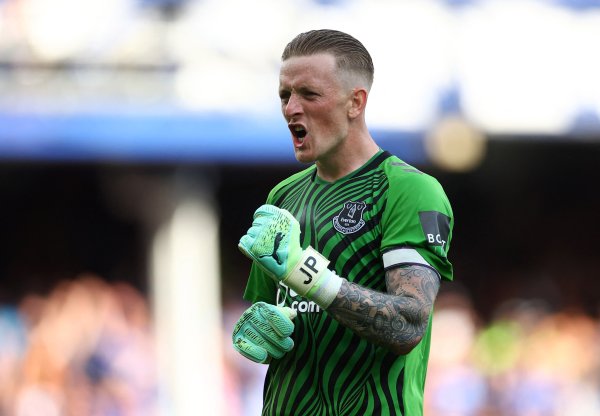 Pickford kept a clean sheet against Manchester United and prevented 1.85 goals conceded, setting a Premier League record this season